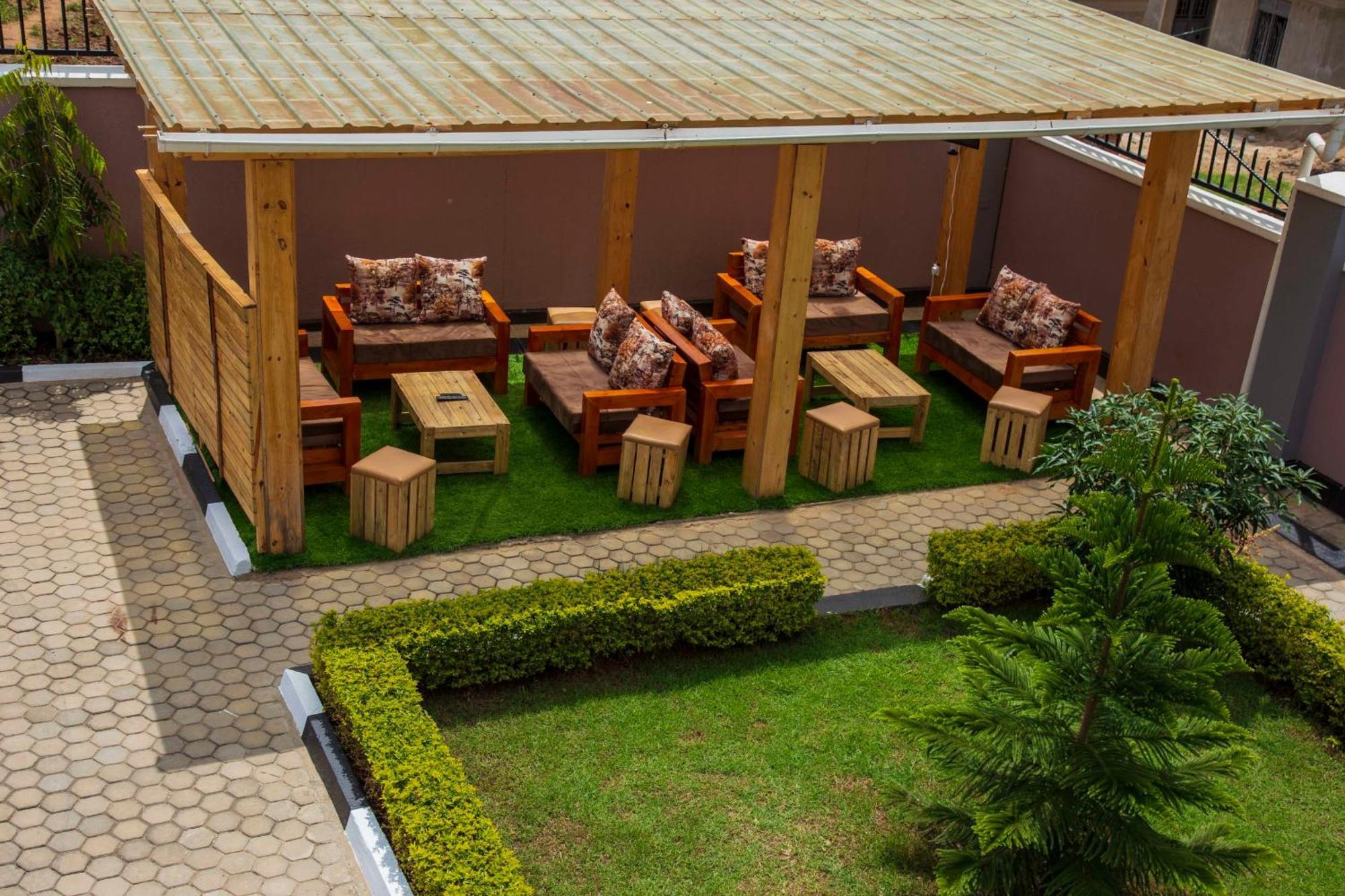 Occazia Hotel Mbarara Luaran gambar